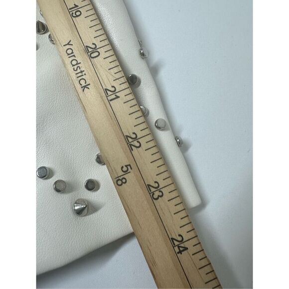 Mamō Off White Crop Biker Jacket Metal Studs Trim Crossed Zip Sz 36 EU/ S US - Picture 15 of 15